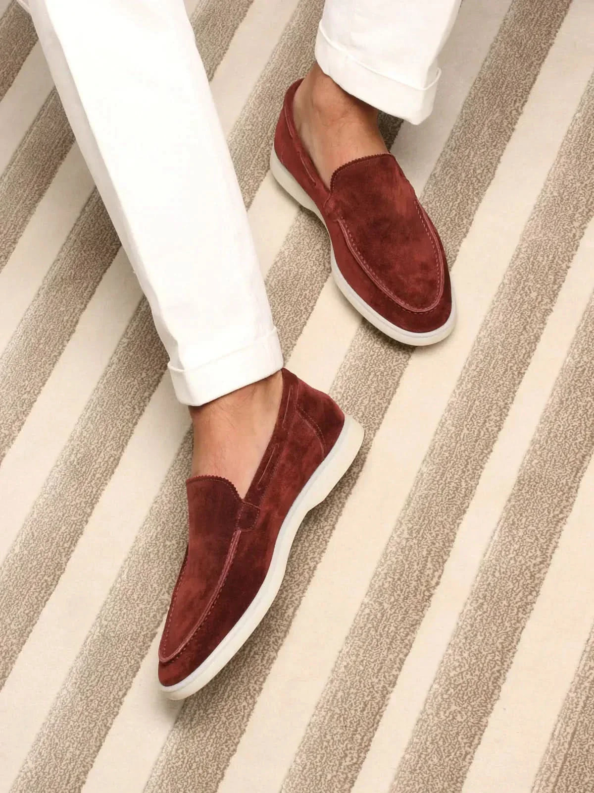 Classic Suede Loafer Bordeaux